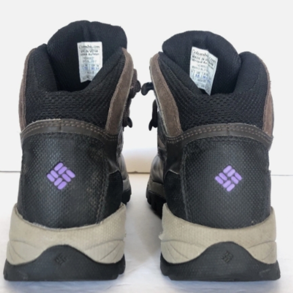 Columbia Ankle Boots Brown and Black with Rugged Outsole - Picture 2 of 4